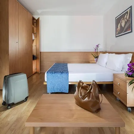 Aparthotel Esperya 3*